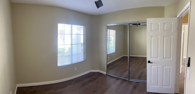 Building Photo - 40656 Corte Albara