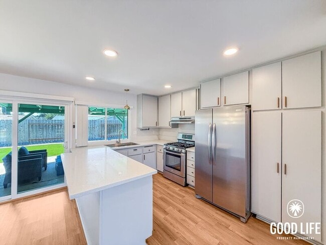 Building Photo - 8413 Menkar Rd