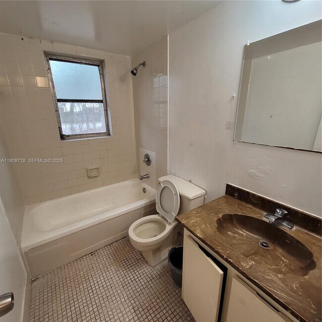 Building Photo - 8540 N Sherman Cir