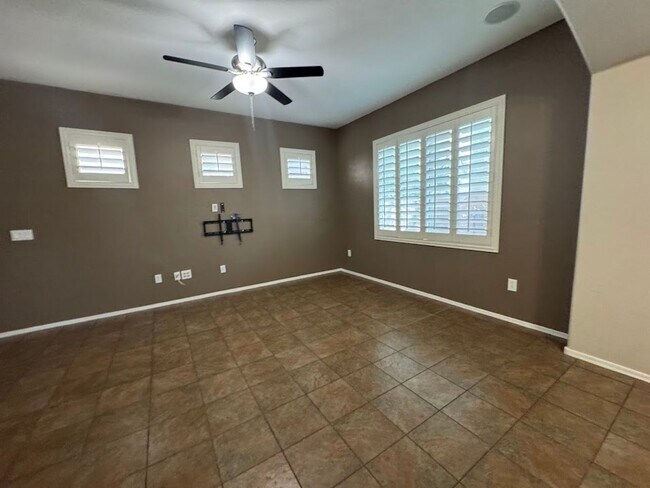 Building Photo - 3 BEDROOM 2.5 BATH HOME IN TRAMONTO COMMUNITY