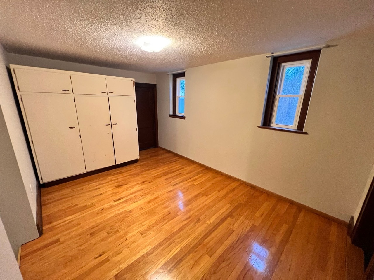 bonus room 2 - 5175 50th Ave