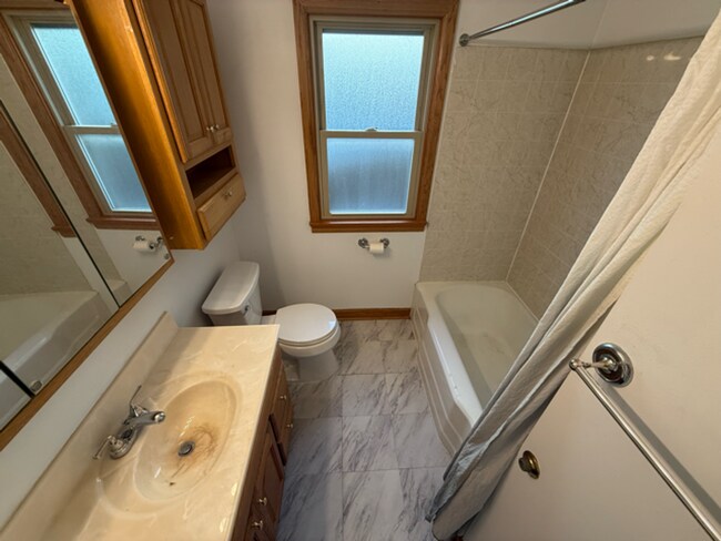 Building Photo - Caleb Hyatt - Tenant Placement