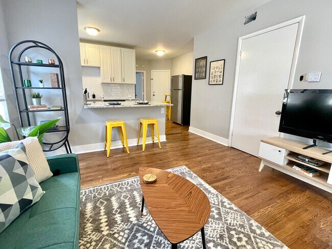 Building Photo - 2117 Maury Ave