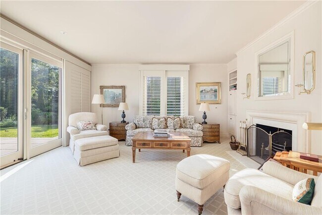 Building Photo - 283 Ocean Ave