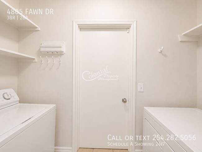 Building Photo - 4805 Fawn Dr