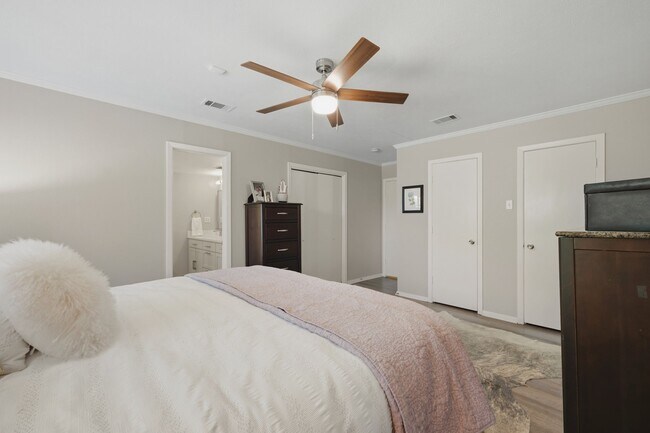 Building Photo - 5119 Creighton Dr