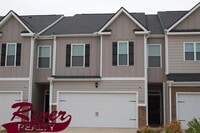 Building Photo - Laurel Park Townhouse