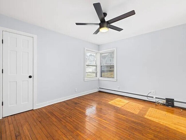 Building Photo - 20 Bradley Terrace