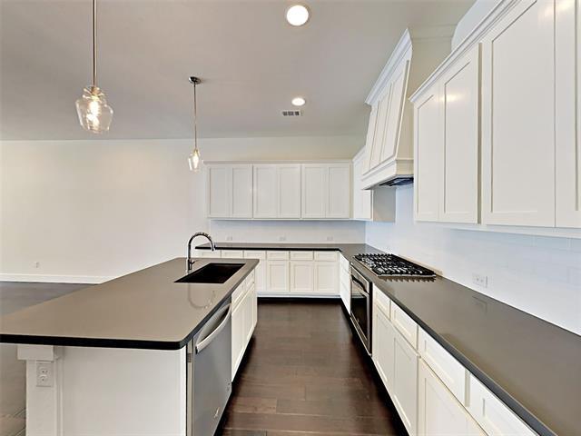 Building Photo - 324 Templeton Dr