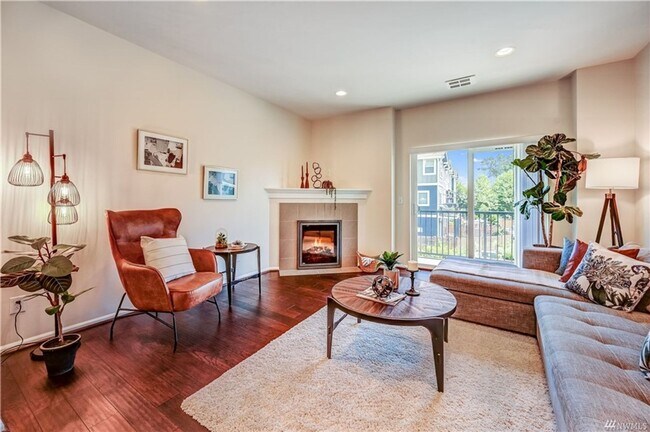 Building Photo - 3454 31st Dr