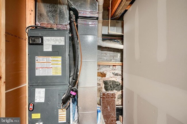 Building Photo - 2630 E Baltimore St