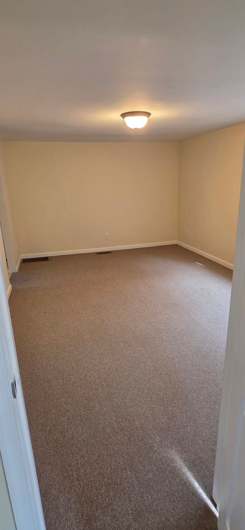 Building Photo - 713 Camden Ave