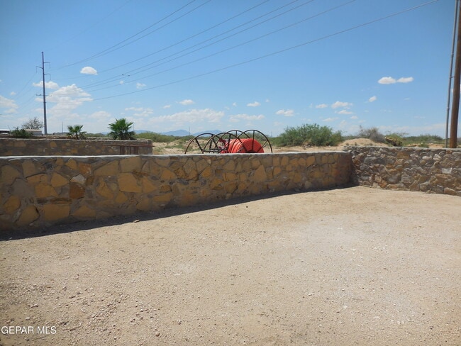 Building Photo - 14301 Desert Orchid Dr