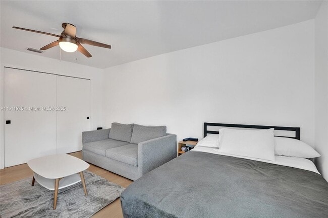 Building Photo - 1020 Bayberry Point Dr