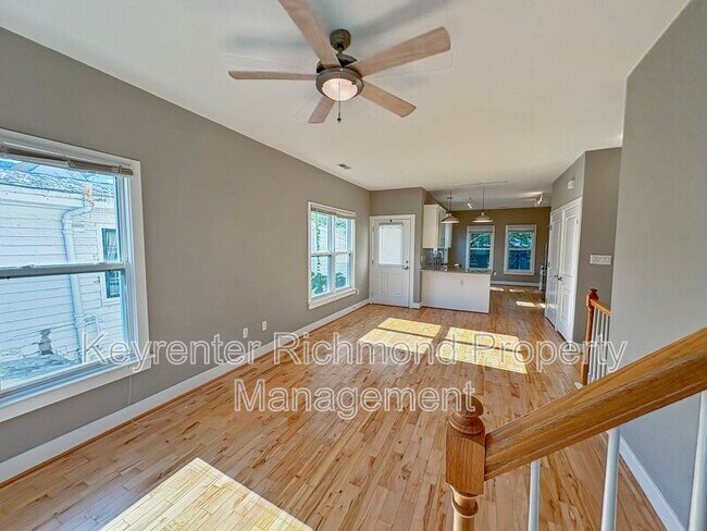 Building Photo - 1311 Perry St