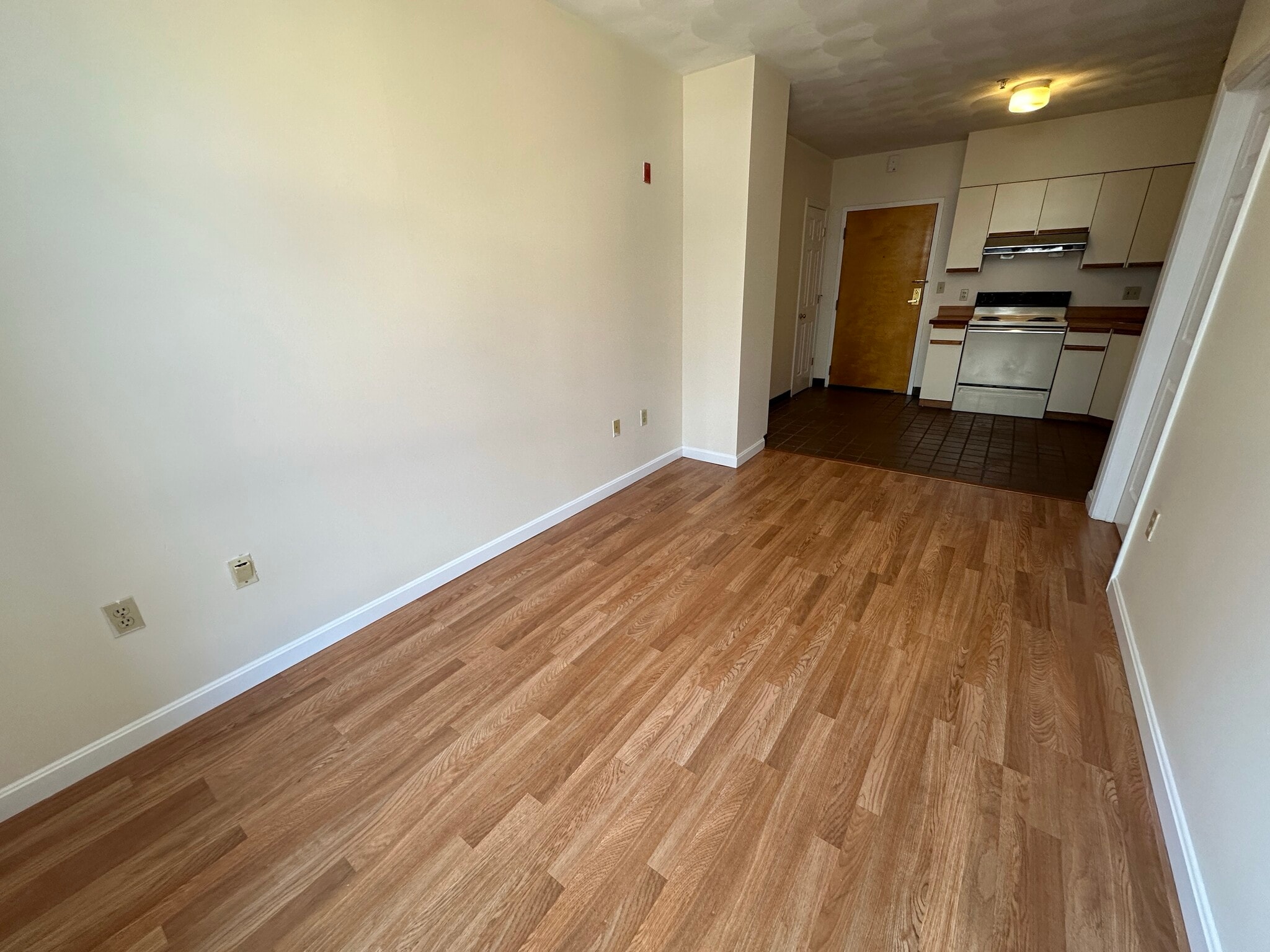 Building Photo - 78 Essex St