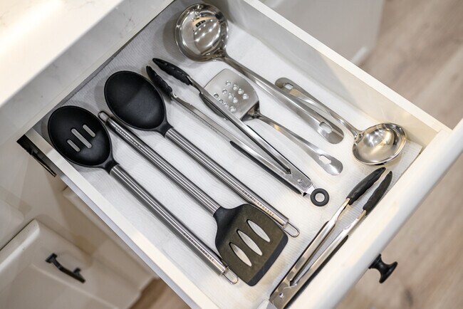 Building Photo - Gated Newport Coast 5BR w/ Pool Access