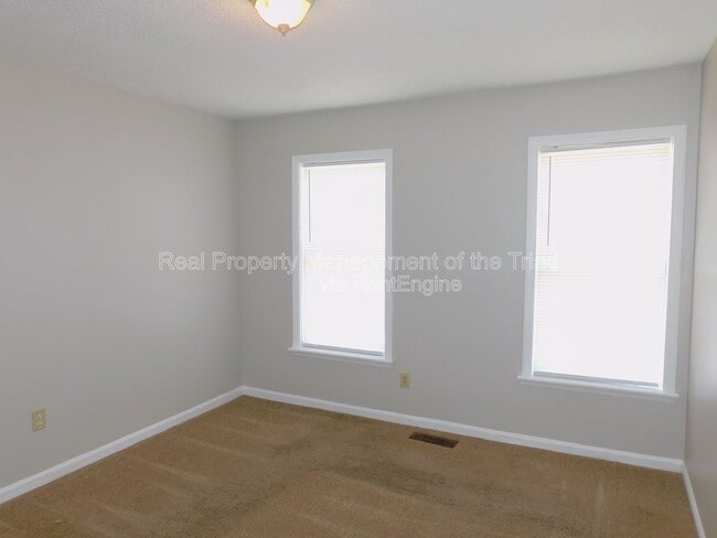 Building Photo - 1805 Cody Ave