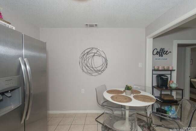 Building Photo - 611 Brunswick Blvd