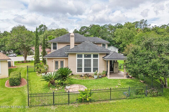 Building Photo - 1629 Sandy Springs Dr