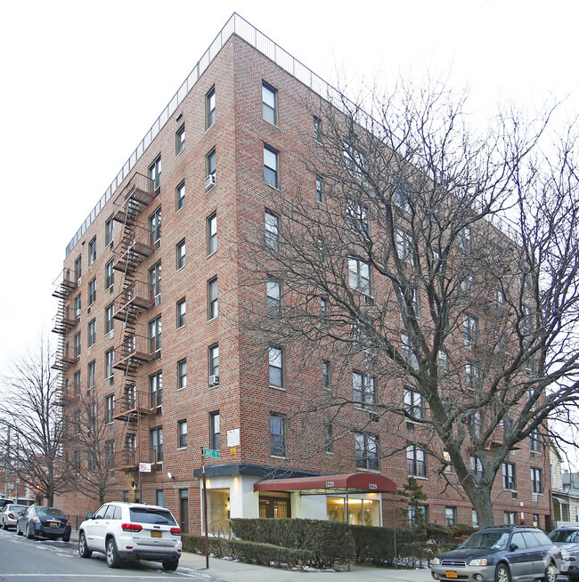 Building Photo - 1229 Avenue Y