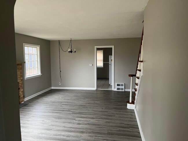 Building Photo - 52113 Clover Trail