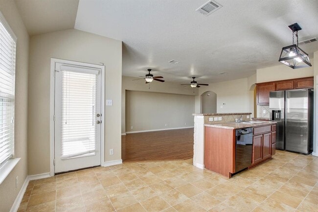 Building Photo - 507 Teron Dr
