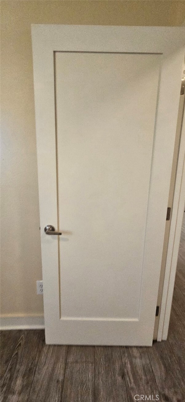 Building Photo - 1633 E 85th St