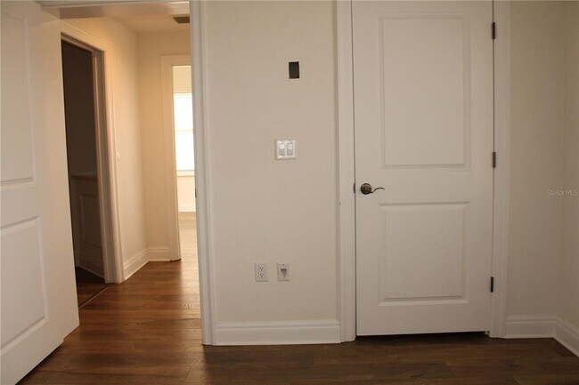 Building Photo - 2825 Terra Ceia Bay Blvd
