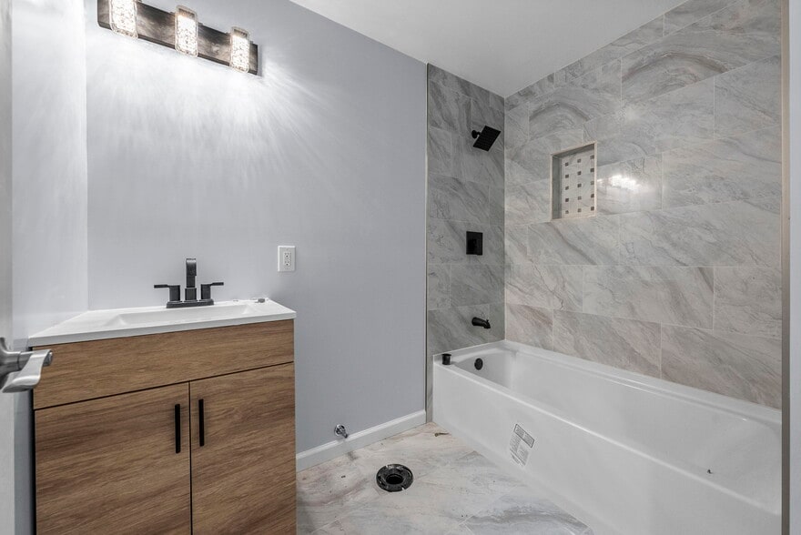 Building Photo - 3 Park Pl