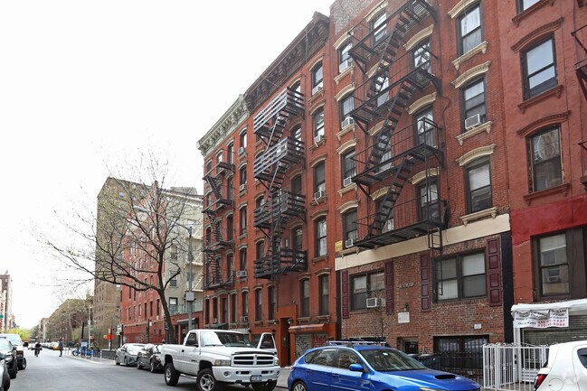 Building Photo - 86 E Third St