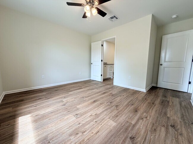Building Photo - Brand new 2BR/2BA Duplex in Lake Charles!!