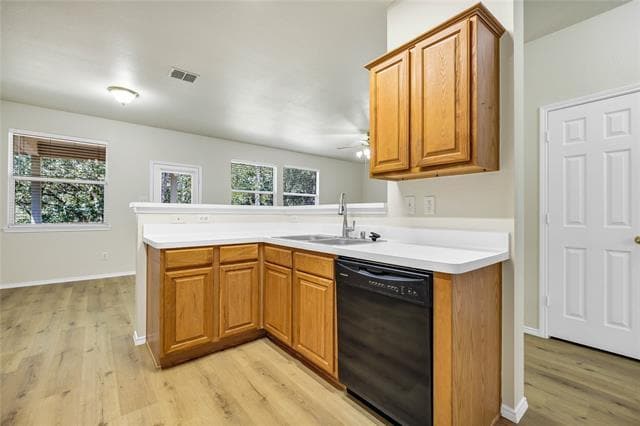 Building Photo - 2409 Spruce Ct