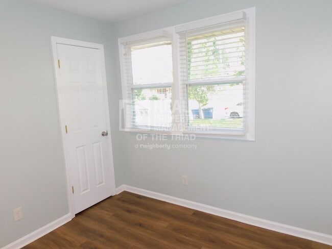 Building Photo - Recently renovated 3BR/1BA in Winston-Salem!