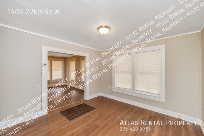 Building Photo - 1405 22nd St W