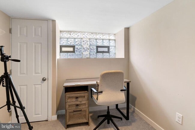 Building Photo - 1741 Georges Ln