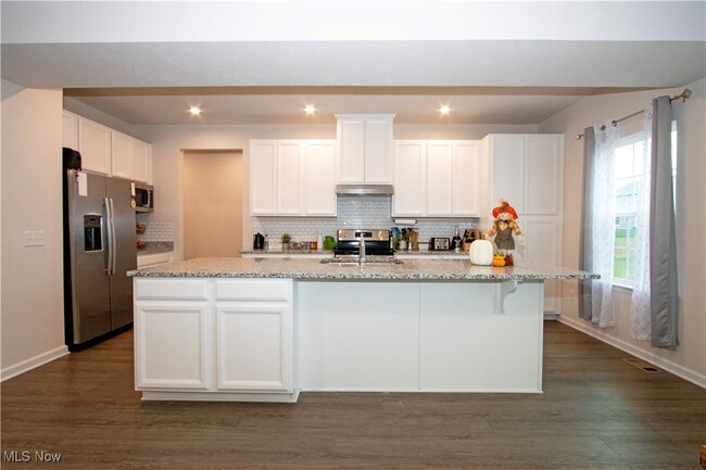 Building Photo - 1117 Kadas Ln
