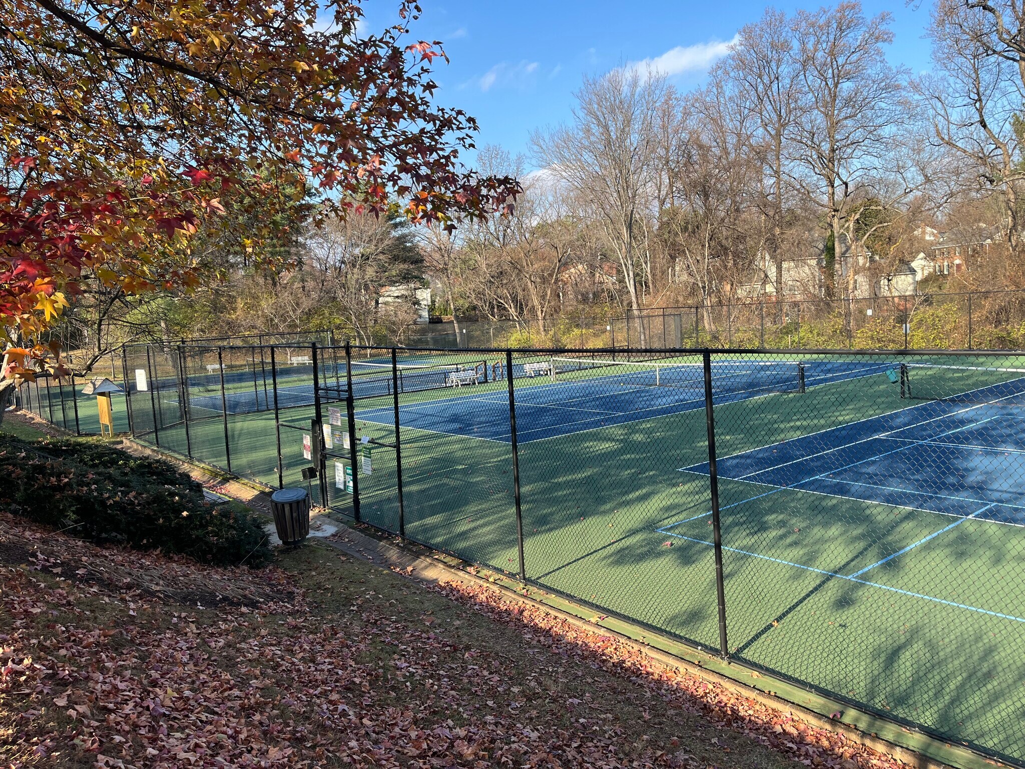 Tennis courts - 5701 Chapman Mill Dr