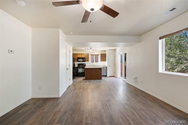 Building Photo - 4070 Creek Legend View