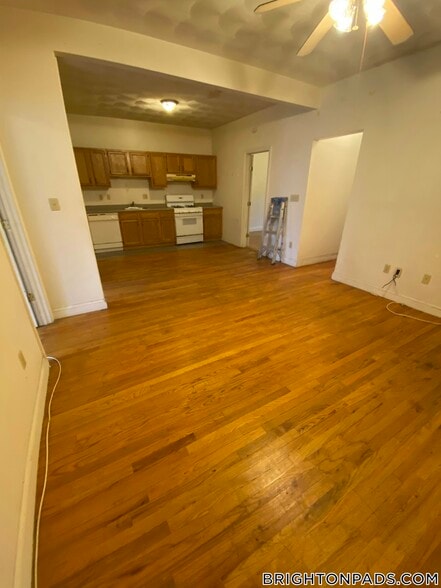 Building Photo - 17 Cummings Rd