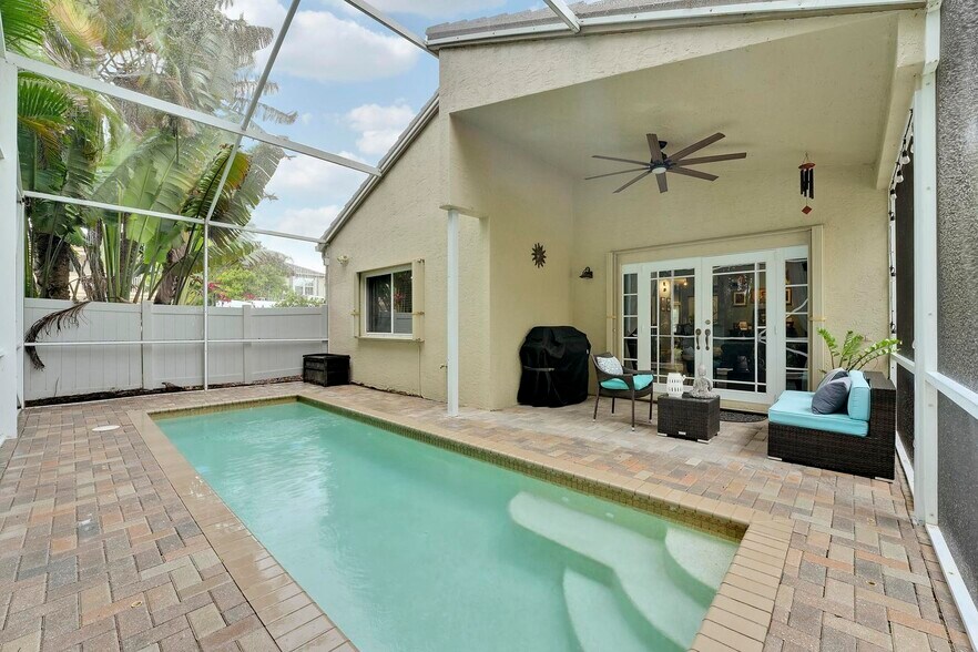 Building Photo - 5959 Durango Dr