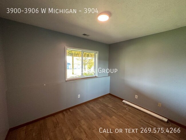 Building Photo - 3900-3906 W Michigan-3904