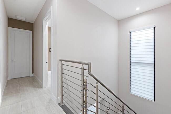 Building Photo - 8225 NW 43rd St
