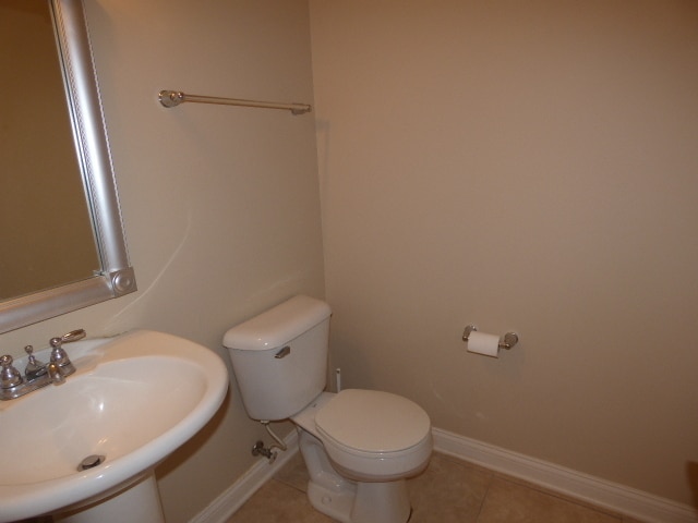 Building Photo - Brittany Place Condo!