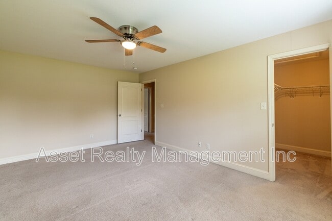 Building Photo - 4730 Forest Landing Way