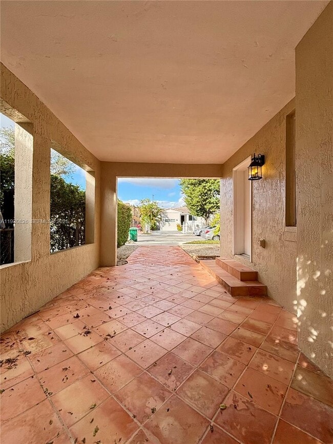 Building Photo - 1654 SW 14th Terrace