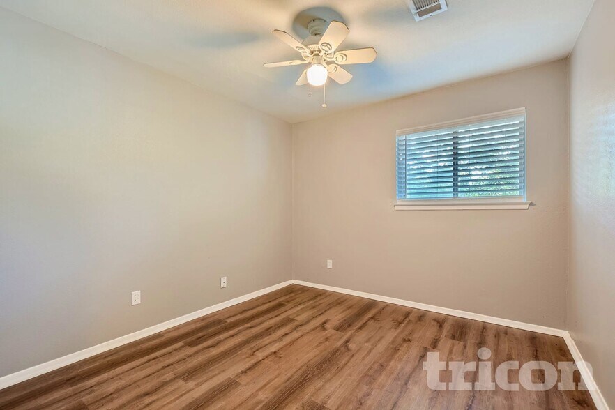 Building Photo - 2606 Olympia Ct