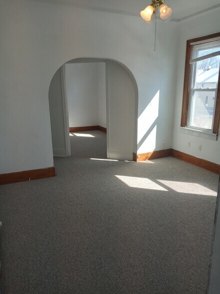 Building Photo - 1210 Erie St