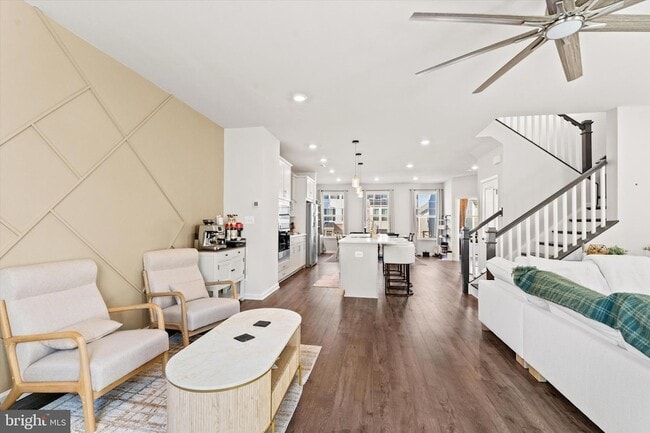 Building Photo - 9354 Barnes Lp