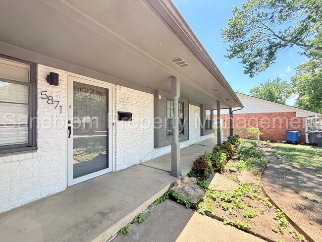 Building Photo - For Lease | South Tulsa | $1800 Rent